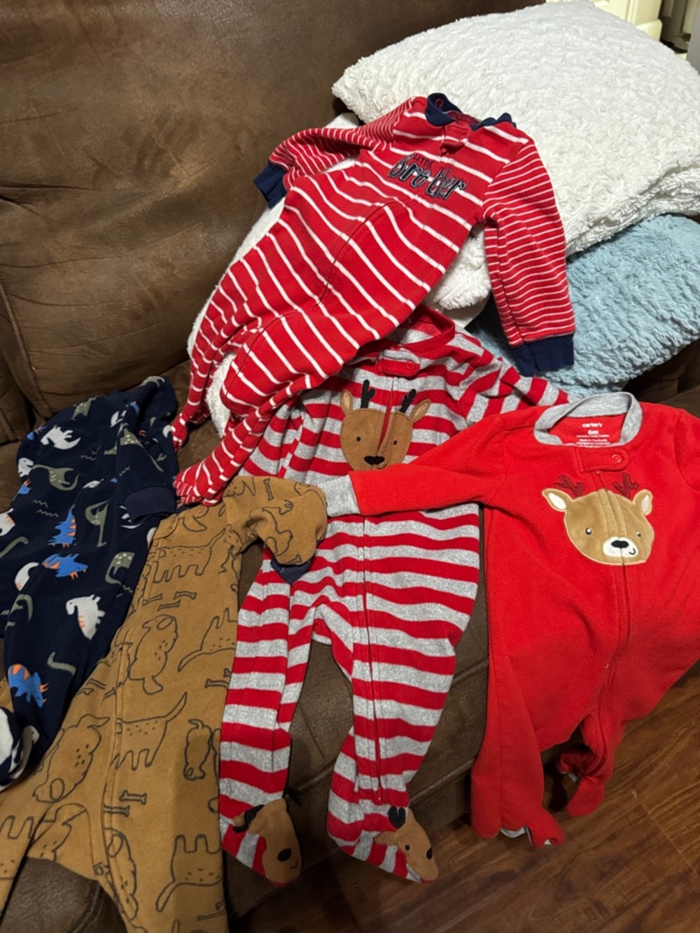Carter's 6-12M fleece footies lot